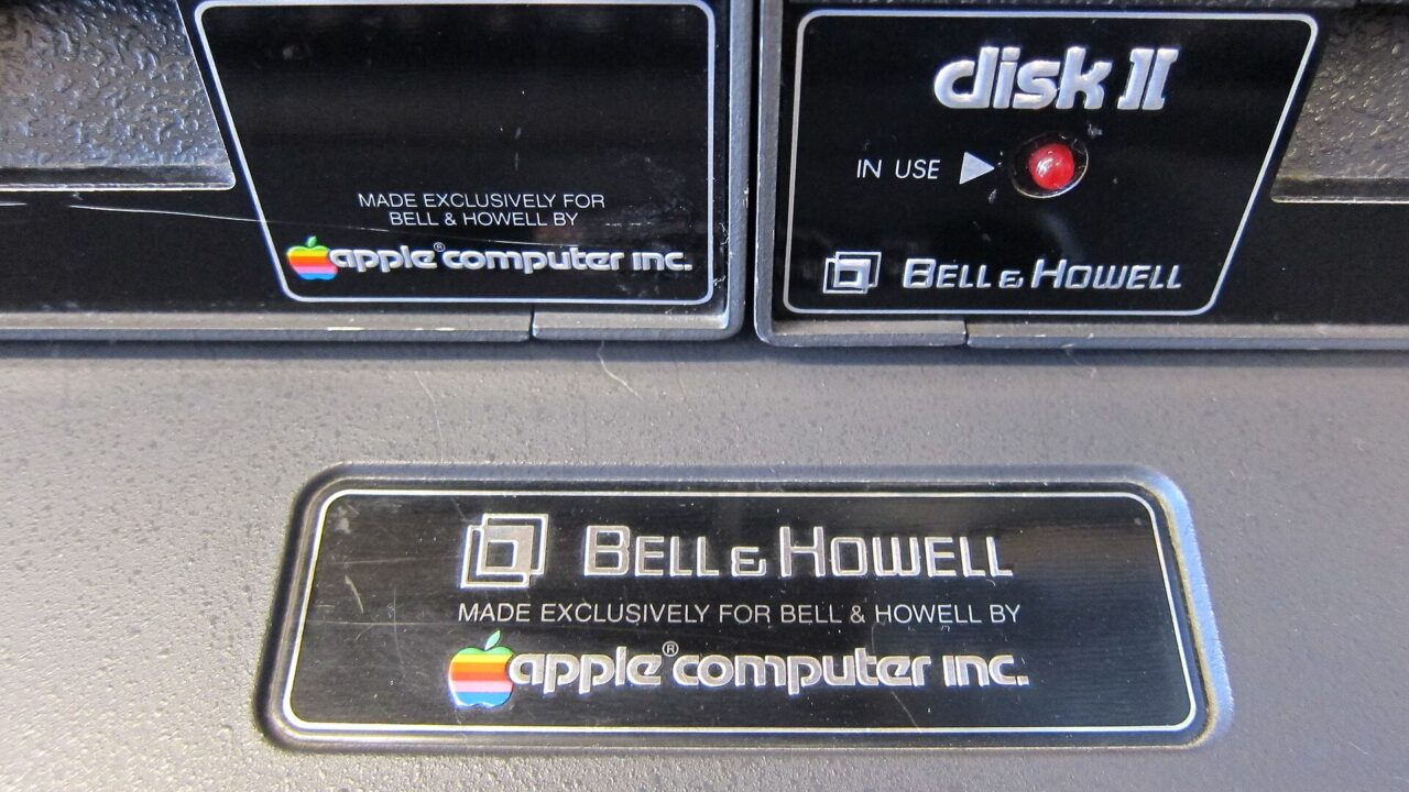 El mordisco de la manzana de Apple no es un homenaje a Alan Turing